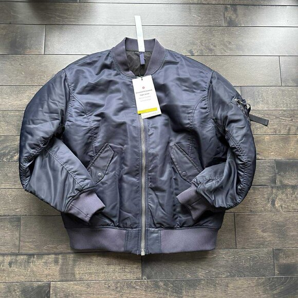 Lululemon Oversized Insulated Flight Jacket - new with tags - Picture 6 of 7